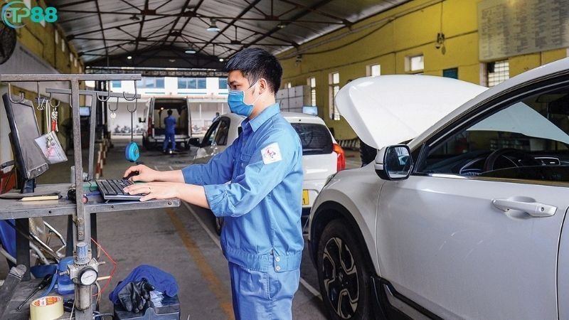 Thời Hạn Đăng Kiểm Xe Ô Tô Từ 2025 Thay Đổi Ra Sao? Tài Xế Nên Lưu Ý 5 thoi-han-dang-kiem-xe-o-to-2